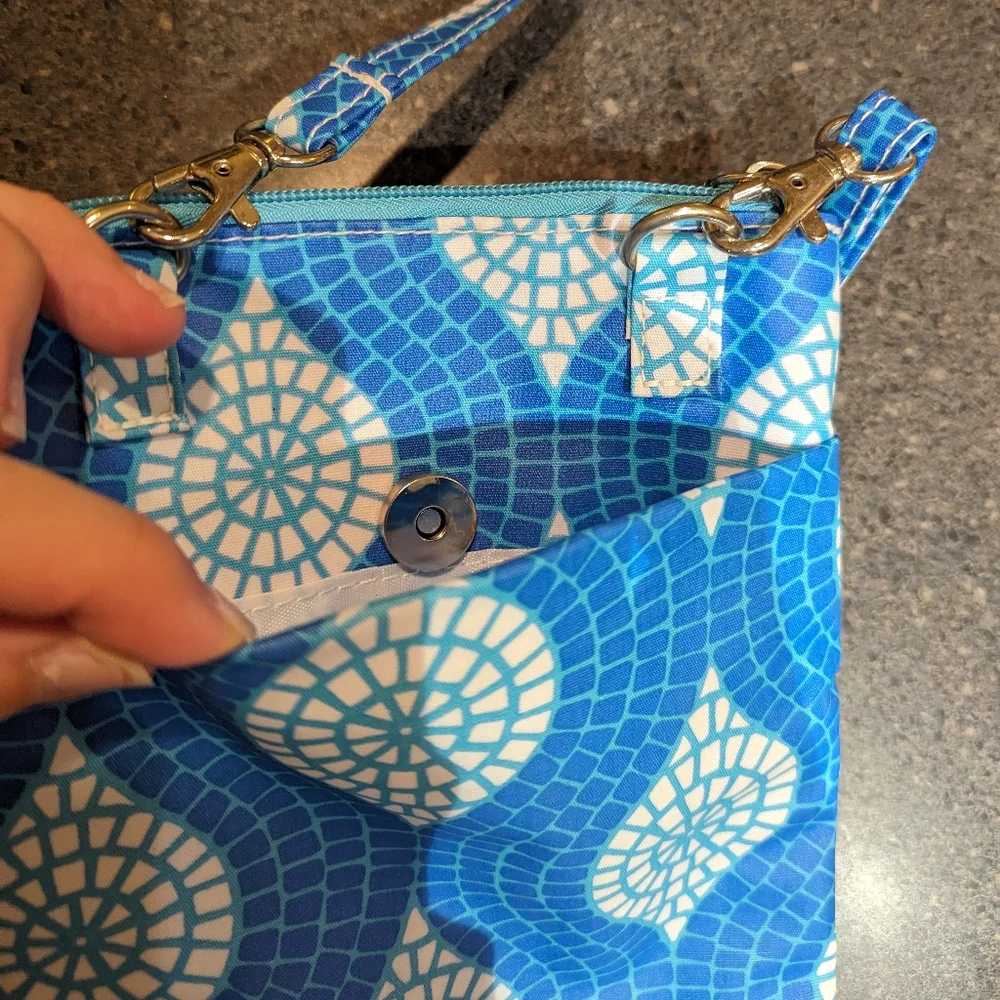 Blue mosaic Scout crossbody bag purse - Picture 3 of 6